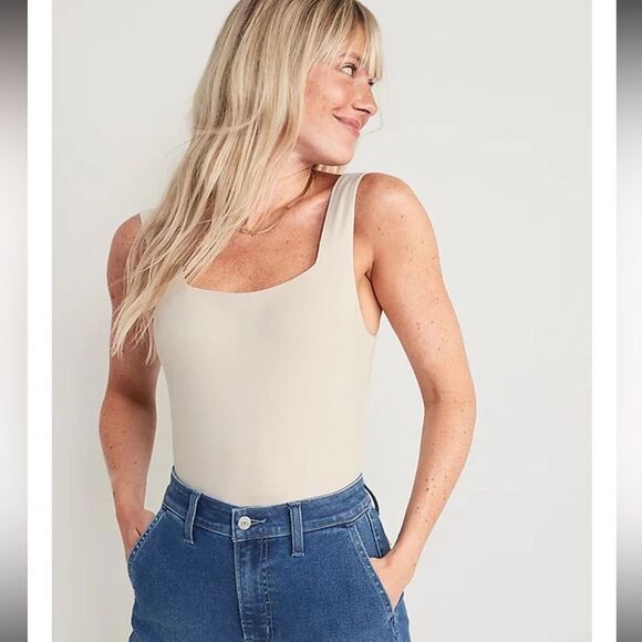 NWT Old Navy Beige Square Neck Women's Sleeveless Bodysuit Large - Picture 2 of 5